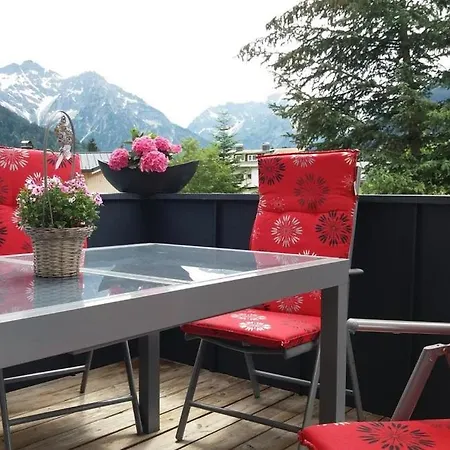 Alpenkoenigin Kleinwalsertal Lägenhet